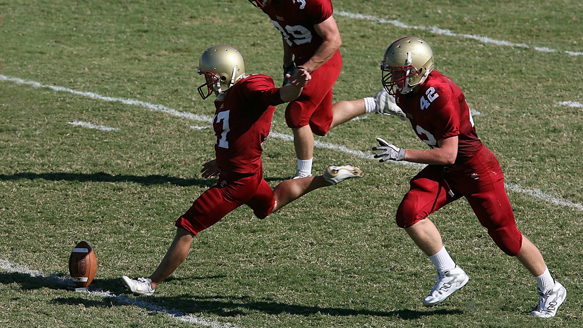 维尔·冯·威克：南非队锋线主力，压制对方防守的关键人物，维尔纳冯弗里奇